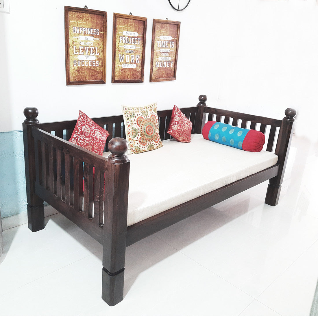 Diwan -Day Bed Wooden —  Marigold