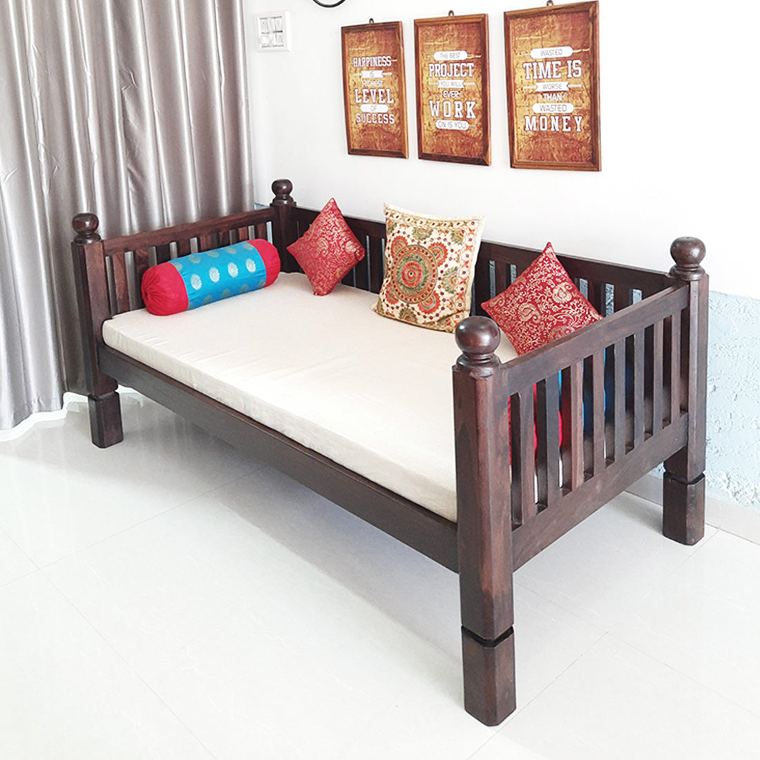 Diwan -Day Bed Wooden —  Marigold