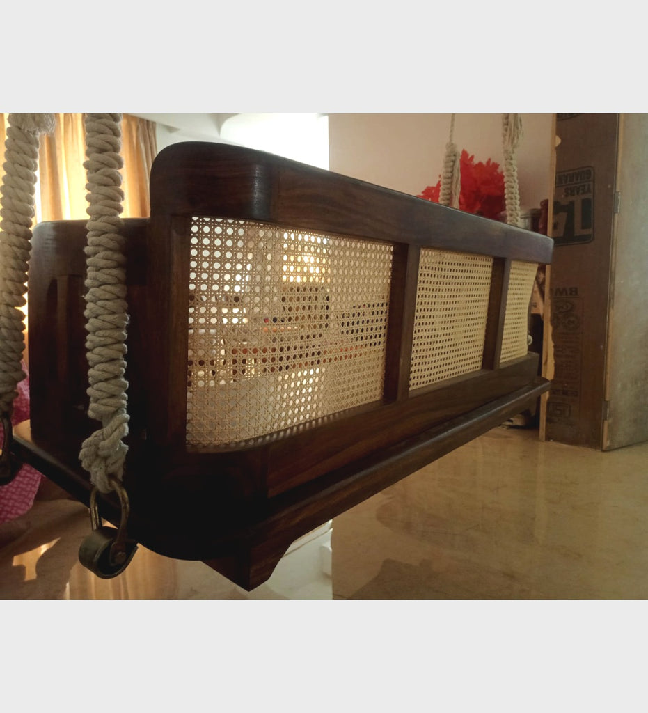 Swing wooden Rattan / Cane oonjal Petals Evolvekart®